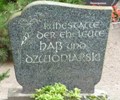 Grab der Familie
Dzwoniarski